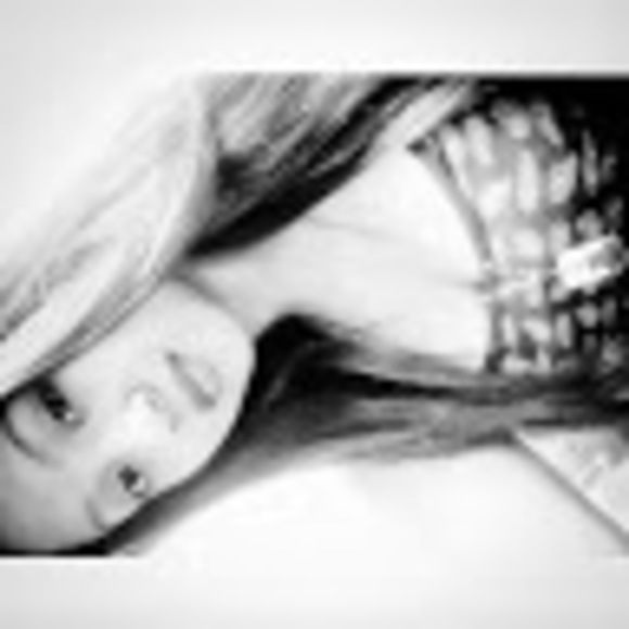 Meet your Posher, Tyanna - Picture 1 of 1